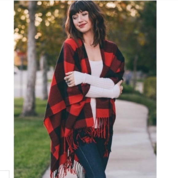 Red & Black Buffalo Check Knit Plaid Poncho Wrap Winter Women's One Size - Picture 3 of 4